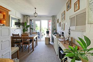 Dining Room- click for photo gallery
